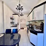 Apartament Cozy Downtown *