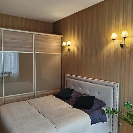 Cozy Downtown Apartament *